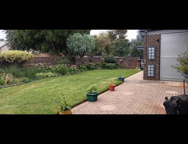 5 BEDROOM HOUSE FOR SALE IN DELMAS